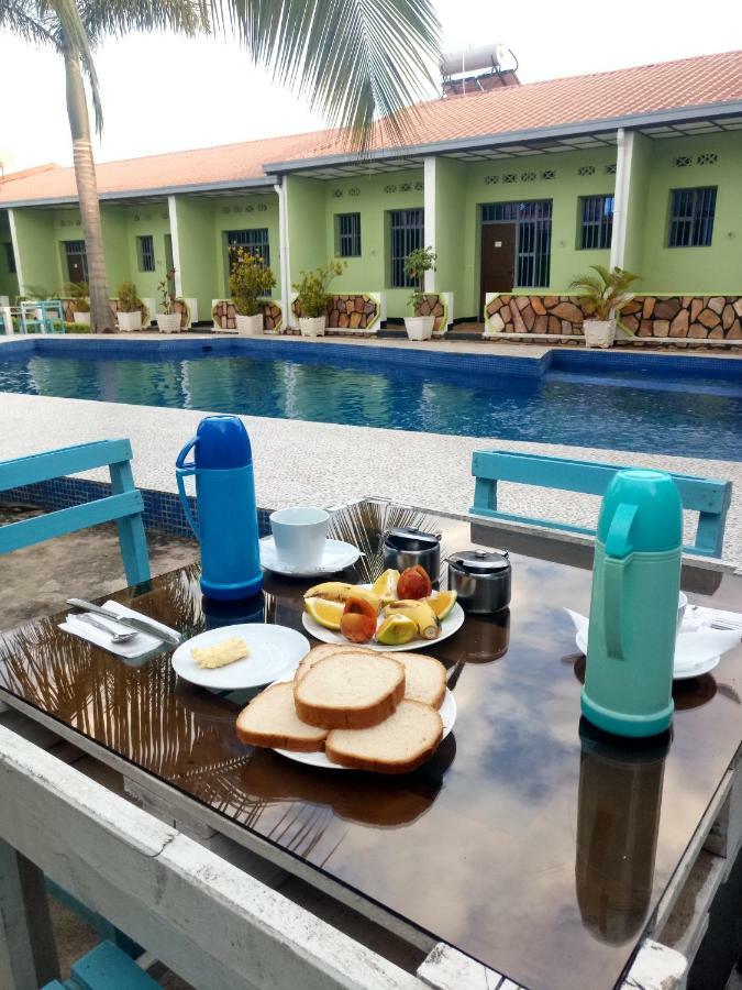 Saint Blaise Hotel Gatumba エクステリア 写真