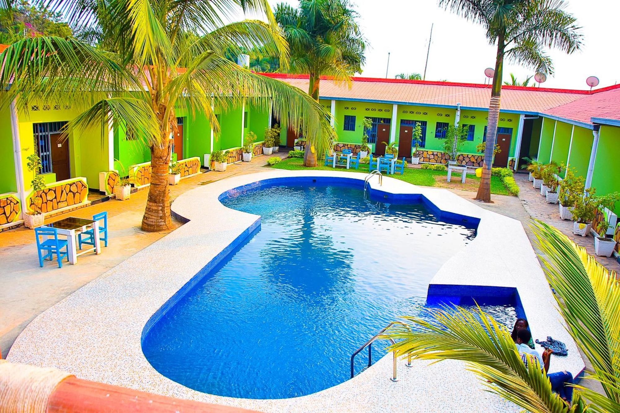 Saint Blaise Hotel Gatumba エクステリア 写真